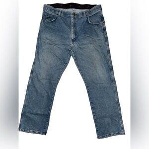 Wrangler Men’s Relaxed Fit Blue Jeans